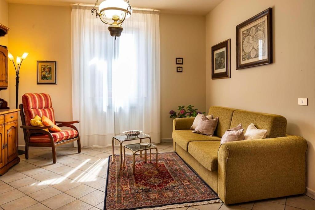 Casa Vacanze Santa Maria 체르탈도 외부 사진